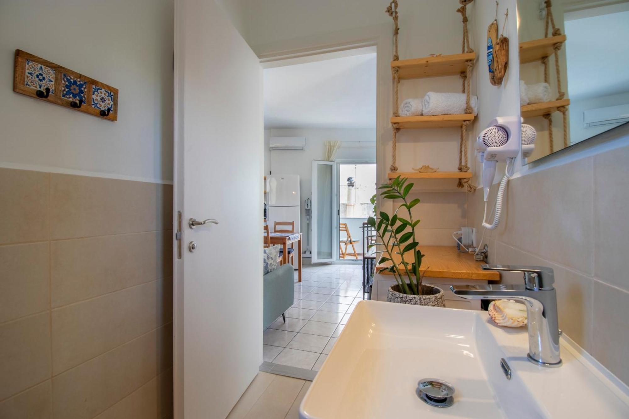 Babilia Central Appartment Suites Limenas Hersonisou Hersonissos  Bagian luar foto